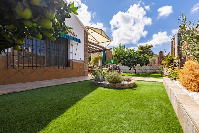 Foto 3d881d4d-b10d-4f50-a6b8-44f5ecbc504d. Xalet amb calefacció aparcament piscina a Jardines de Alhaurín-Huerta Alta-Fuensanguínea Alhaurín de la Torre