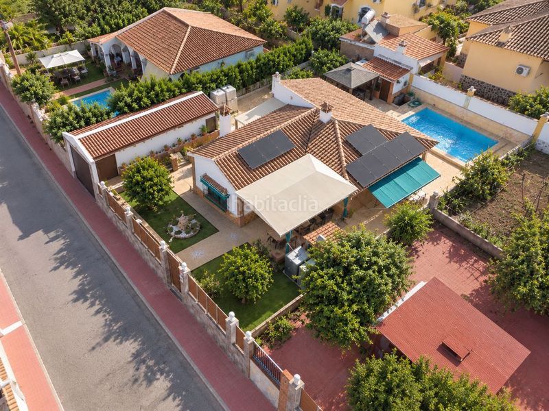 Foto 5af82867-a642-461d-bba0-88ca442c35d8. Xalet amb calefacció aparcament piscina a Jardines de Alhaurín-Huerta Alta-Fuensanguínea Alhaurín de la Torre