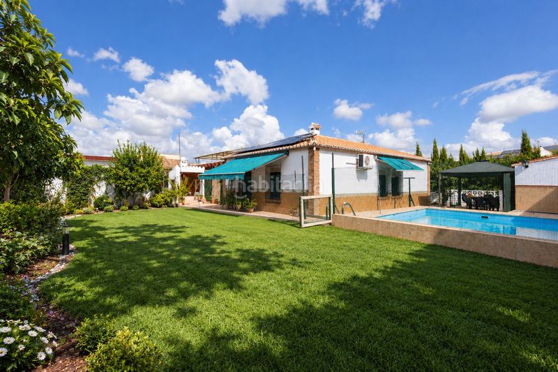Foto b12f4777-1e89-45ba-be00-5b4fccdfca9b. Xalet amb calefacció aparcament piscina a Jardines de Alhaurín-Huerta Alta-Fuensanguínea Alhaurín de la Torre