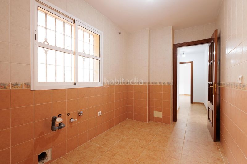 Foto 26c89aa4-7efd-48f0-8ccd-5f56988be49c. Apartament amb aparcament a Centro Alhaurín de la Torre