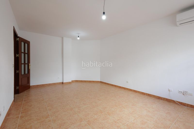 Foto 49ae24fd-8de6-4673-97b3-cb0faa98a472. Apartament amb aparcament a Centro Alhaurín de la Torre