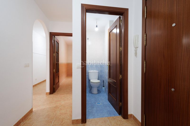 Foto 70ac8c99-9de9-43e9-b2bd-23f6e64ce632. Apartament amb aparcament a Centro Alhaurín de la Torre