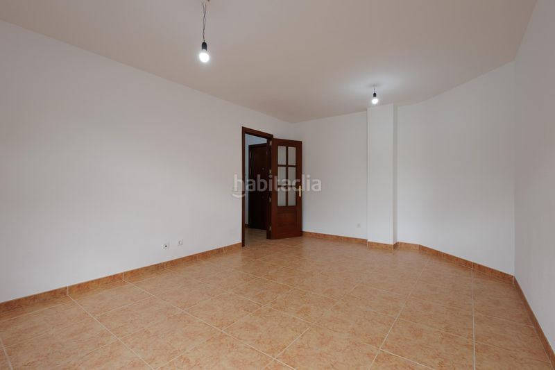 Foto aead6ad4-5bdf-45c5-af4a-aa7f87e5639d. Apartament amb aparcament a Centro Alhaurín de la Torre