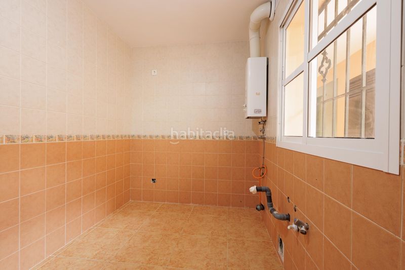 Foto f3cdfb4f-170c-4706-9439-83f07bcf7861. Apartament amb aparcament a Centro Alhaurín de la Torre