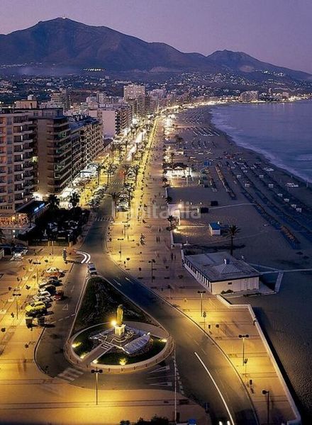 Foto f039944f-0a4e-47c9-b629-85e8ff391ab5. Casa a Playa de los Boliches Fuengirola