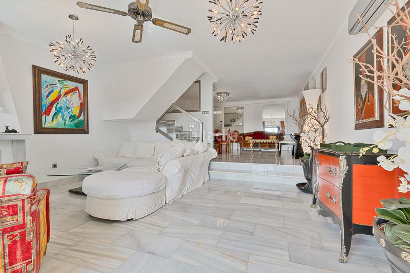 Foto 41e150d5-ef88-4669-a6d9-c712c520e20a. Maison jumelée avec parking dans Mijas golf Mijas