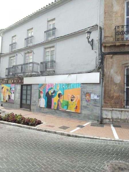 Foto fd3eb782-d6f5-4bd5-b62e-9026d95a31e1. Edificio in Coín