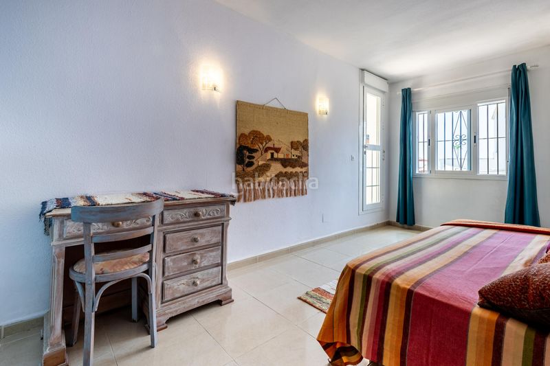 Foto dd0e972d-81da-4afd-a8f9-d52acefb5f59. Casa aparellada amb aparcament piscina a Calahonda Mijas