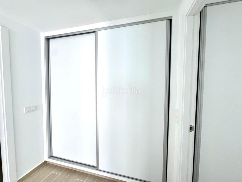 Foto fd2fa847-ac82-4b7c-aaac-728a49eb3a77. Apartamento  en venta segunda planta con terraza y excelente ubicación en Fuengirola