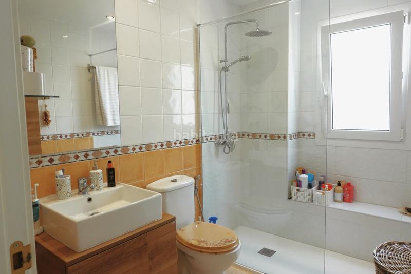 Foto be5233fe-3aaf-49df-8a99-30a00e3bea5b. Apartamento precioso piso en venta reformado con vistas al mar en Benalmádena