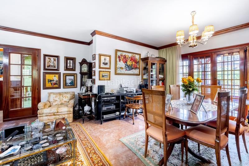 Foto 0e682e2a-77a2-466d-b9ed-5c1ac4c2f203. Chalet mit parking pool in Puertosol Málaga