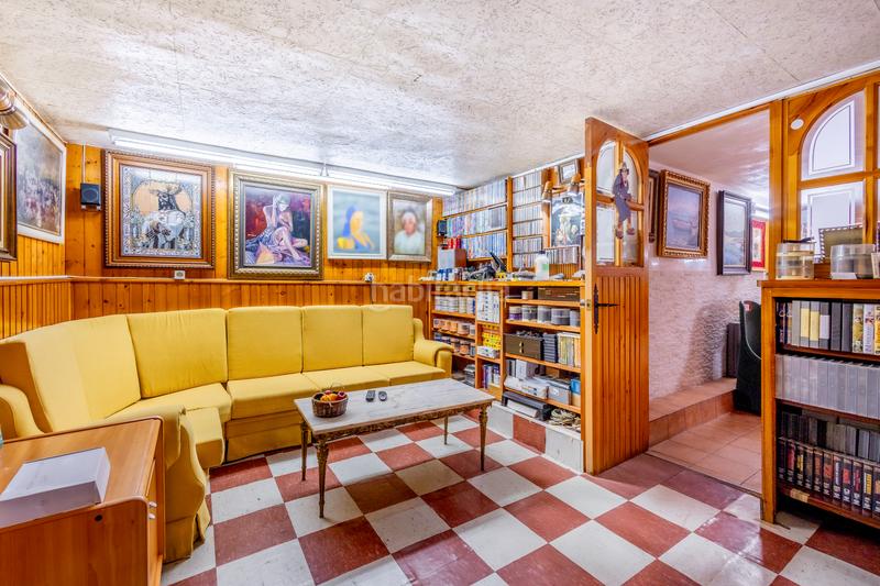 Foto 55aad06b-8f1b-44f9-a199-b4abd8a04f20. Chalet mit parking pool in Puertosol Málaga