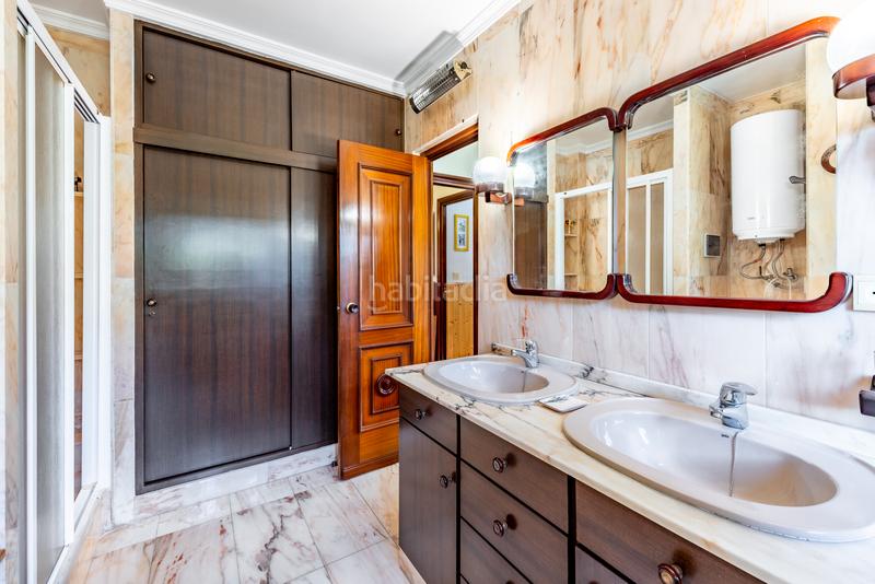 Foto 696c8a90-e768-4b5e-a5df-39bb7ae14233. Chalet mit parking pool in Puertosol Málaga