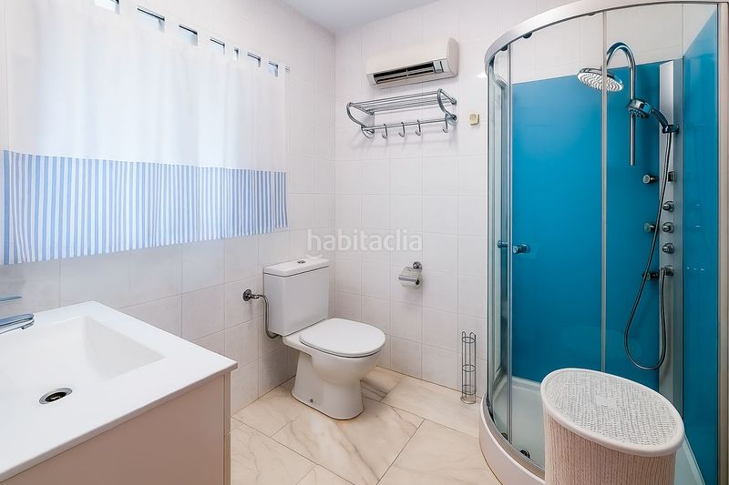 Foto 7e055968-82de-44e2-b20b-af83f6d541ed. Xalet amb aparcament piscina a Puertosol Málaga