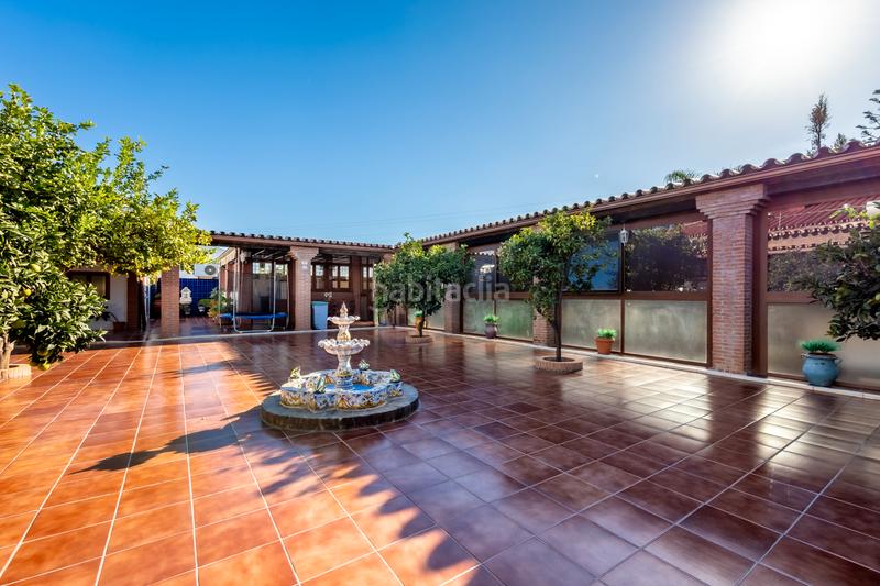 Foto 9e55086b-3ae1-4a5e-82a4-0314e7a4ae66. Chalet mit parking pool in Puertosol Málaga