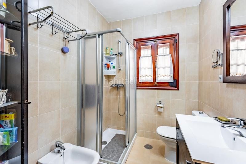 Foto a2a46662-a6d7-4295-a7ed-ab9ded140b3f. Chalet mit parking pool in Puertosol Málaga