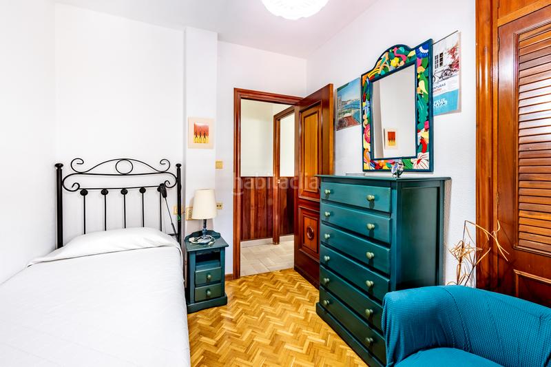 Foto ae5afc19-5c99-4e56-9a6c-1700a08326f6. Chalet mit parking pool in Puertosol Málaga