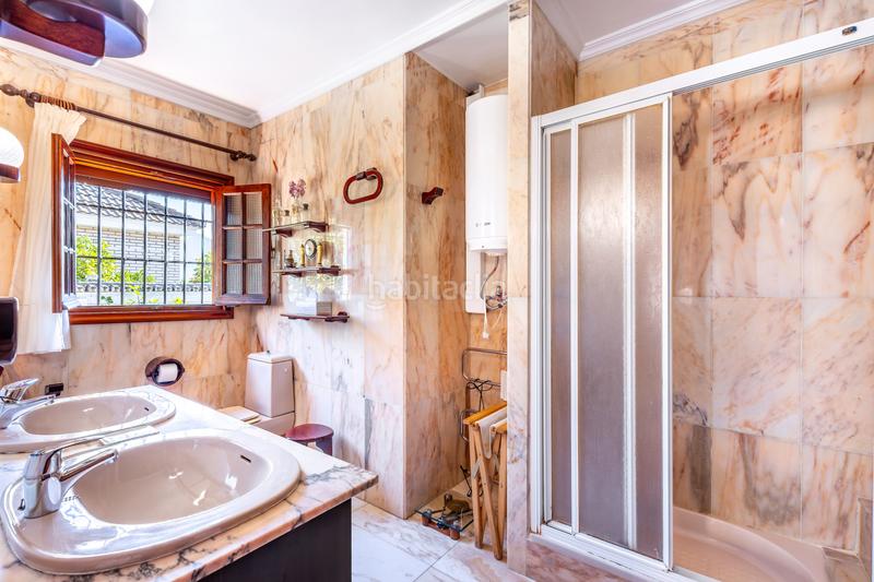 Foto b41ef3c9-1053-4e31-a90d-5a3009087ab6. Chalet mit parking pool in Puertosol Málaga