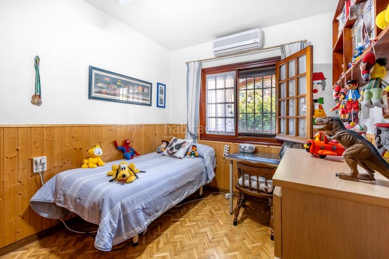 Foto b4f075ab-70c6-462a-bee3-5d9fdd59967e. Chalet mit parking pool in Puertosol Málaga