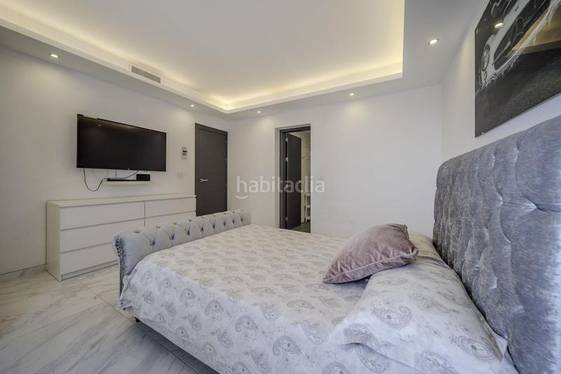 Foto 0301da52-d3b1-4b51-a793-6f110835a3b3. Chalet mit parking pool in Los Nadales - Tio Charles Benalmádena