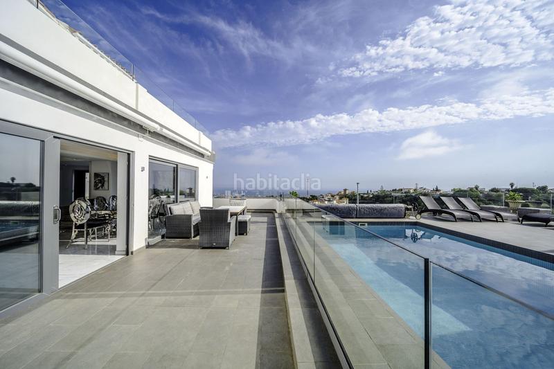 Foto 3500c402-2b98-443f-bdf2-029e17f430ef. Chalet mit parking pool in Los Nadales - Tio Charles Benalmádena