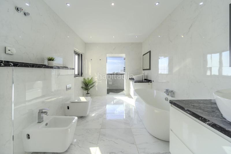 Foto a2a88c8c-cb73-40d8-950a-11e7326f86cf. Chalet mit parking pool in Los Nadales - Tio Charles Benalmádena