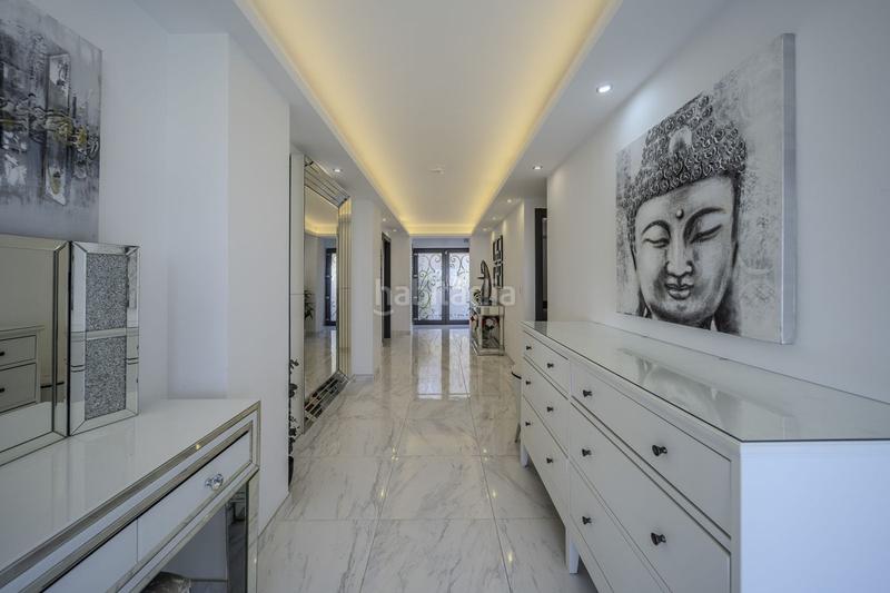 Foto bb7934a1-37d9-4ded-a9cd-a15c4f9b49e1. Chalet mit parking pool in Los Nadales - Tio Charles Benalmádena