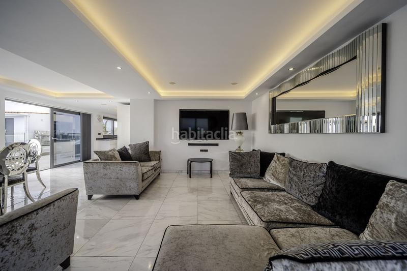 Foto bff15240-e6b2-4e03-846e-9168d123a3c9. Chalet mit parking pool in Los Nadales - Tio Charles Benalmádena