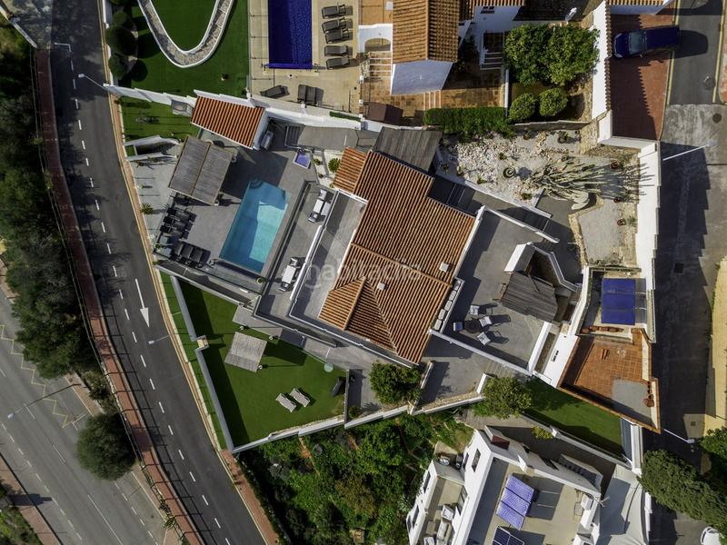 Foto cdd8006d-dcc3-406d-9a22-d849aed12075. Chalet mit parking pool in Los Nadales - Tio Charles Benalmádena