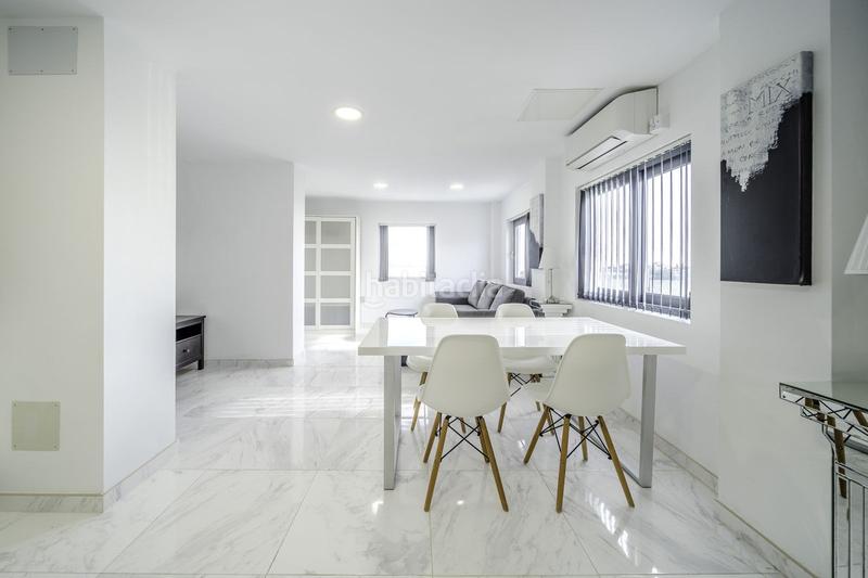 Foto f6ae9f8f-8d62-4cd4-a3e1-c47c2031dbf7. Chalet mit parking pool in Los Nadales - Tio Charles Benalmádena