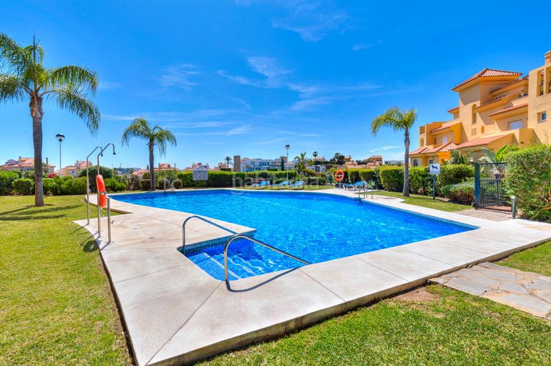 Foto aac2b397-b29e-4d2e-bac4-32dd23928c85. Àtic amb calefacció aparcament piscina a Riviera del Sol Mijas