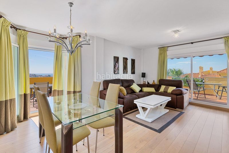 Foto e66e227e-b737-48e3-b294-2bd0a85b33ea. Àtic amb aparcament piscina a Riviera del Sol Mijas