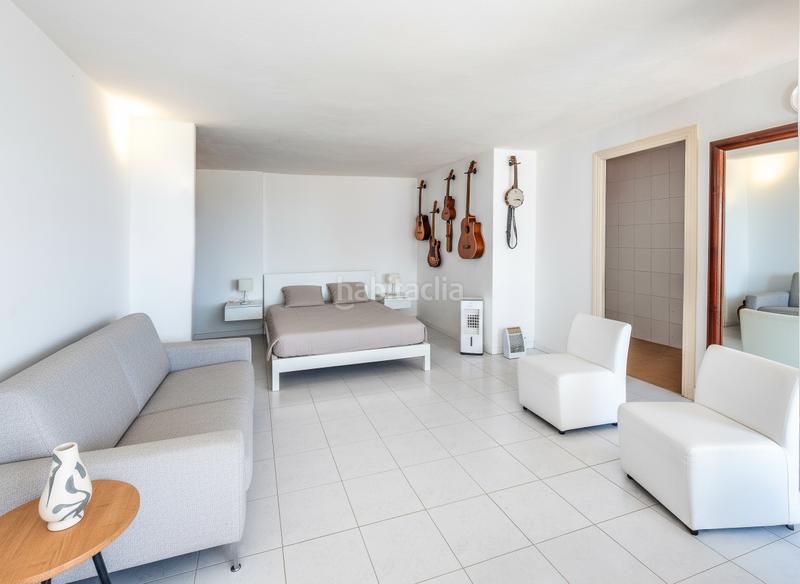 Foto 1068aad7-d393-4132-b6f4-71919fe1c30a. Chalet avec parking piscine dans Calahonda Mijas