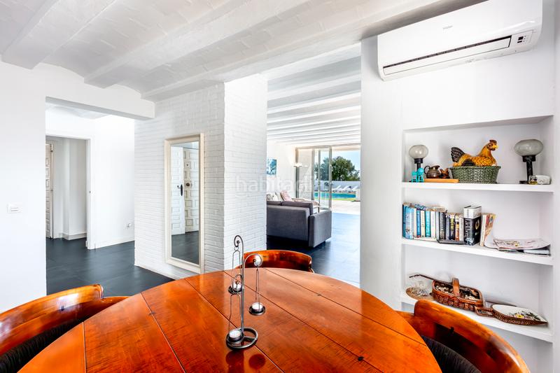 Foto 51695e23-5034-4b64-a7c9-120560e1fe51. Chalet avec parking piscine dans Calahonda Mijas