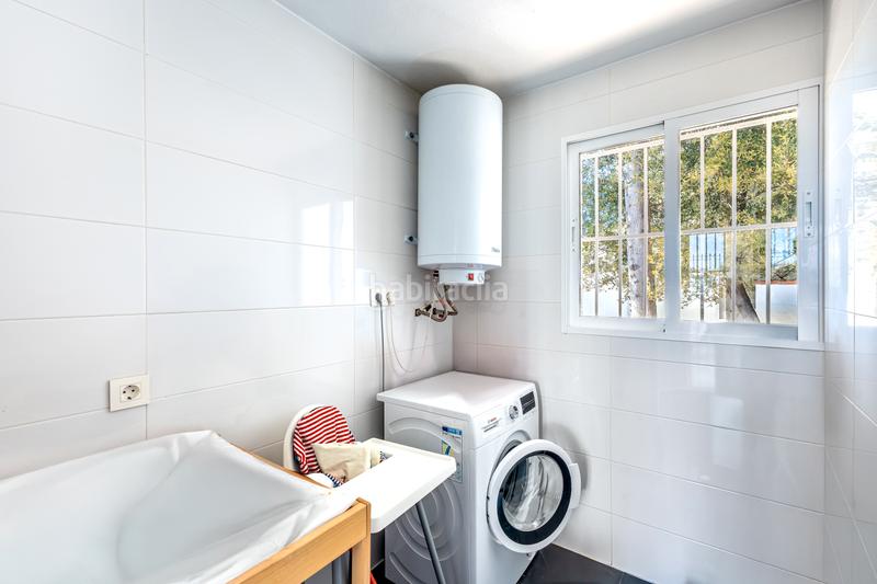 Foto 8973f47f-550c-4078-b3d6-f42650df8155. Chalet avec parking piscine dans Calahonda Mijas