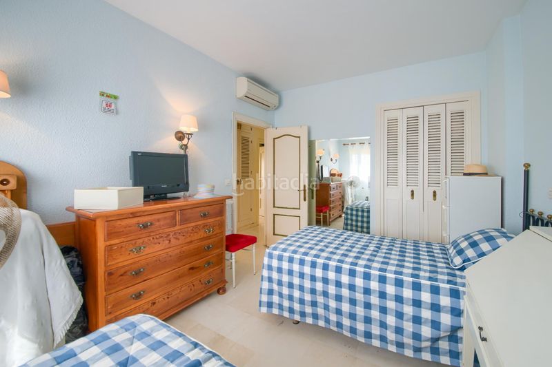 Foto 6e775316-27df-4168-9886-1eed7600c4f8. Apartament amb aparcament a Playa de los Boliches Fuengirola