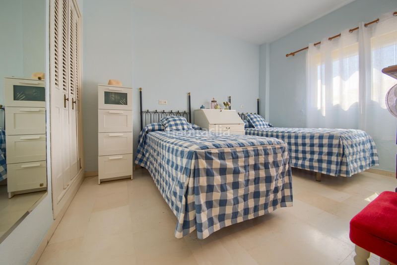 Foto d0a6d2f5-e73a-4671-a89c-bc91b68c5d71. Apartament amb aparcament a Playa de los Boliches Fuengirola