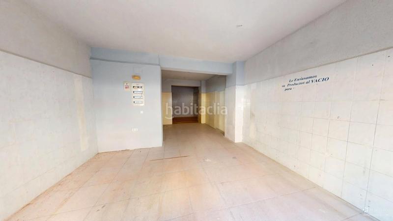 Foto 0d492f92-ce6a-47fd-8446-5e72c82fe8bd. Local comercial local avenida padre esplá en Pla de Bon Repós Alicante