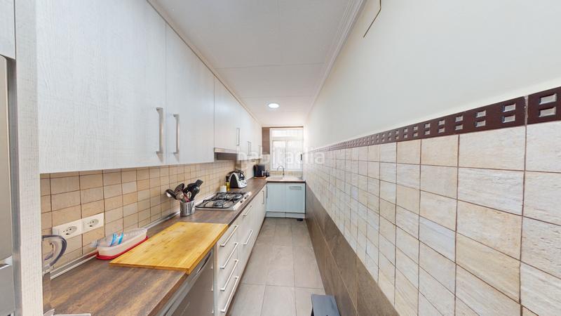 Foto 0c83f826-120f-4995-a53e-a7cd4afdec0e. Piso en calle carcagente 3 piso en caragente Villafranqueza en Alicante