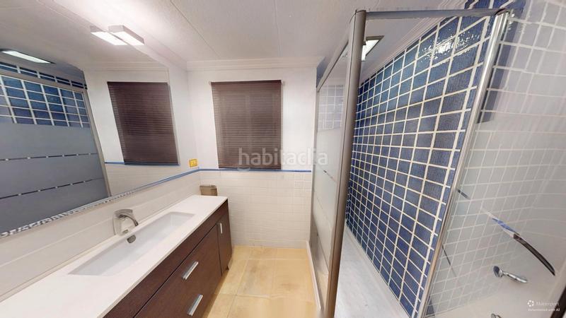 Foto 3e004409-69fe-4fb7-b57e-248f4cc16b2f. Piso en calle carcagente 3 piso en caragente Villafranqueza en Alicante