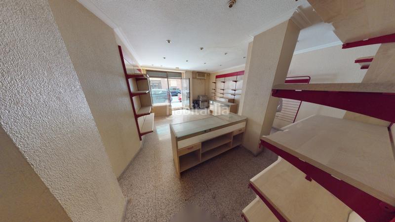 Foto 2889d91b-2ff8-4922-9de1-b4cddec2d123. Local comercial local en venta | calle doctor bergez en Alicante