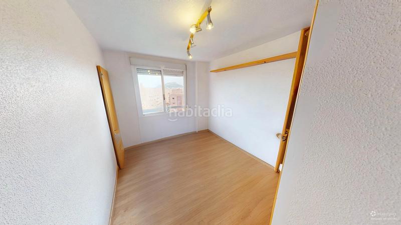 Foto e6aaf3bc-0532-498b-bd9c-e1ebd1fcee6a. Appartamento con riscaldamento piscina in Garbinet - Parque de las Avenidas Alicante