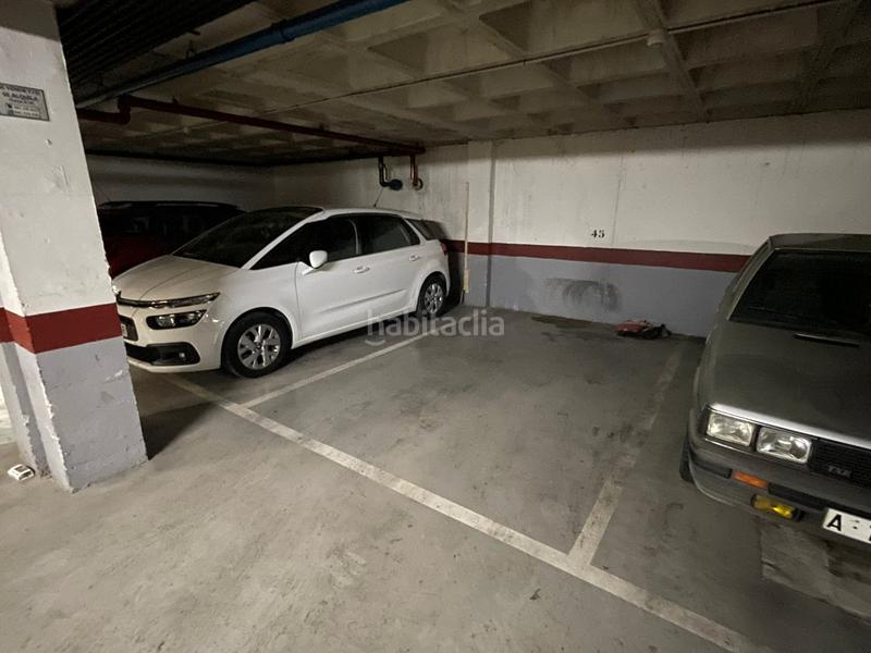 Foto 3788a42c-d329-46f9-a35e-3be3b8edd9b5. Parking voiture dans Carolinas Altas Alicante