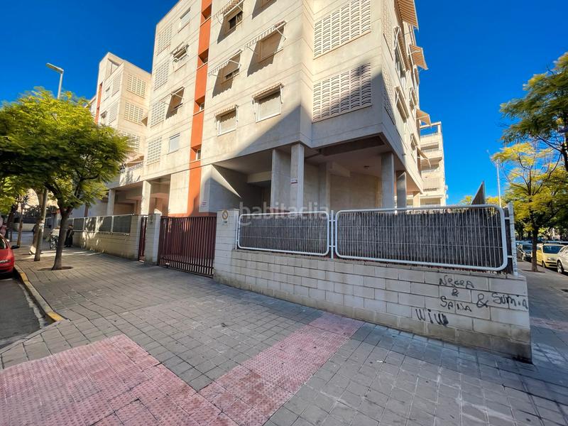 Foto eca72df3-34a9-42df-86b9-80d2d8241c01. Parking voiture dans Carolinas Altas Alicante