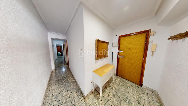 Foto 5d040969-9f1b-4344-9dc0-d3f2c7e36a42. Appartement dans Carolinas Altas Alicante