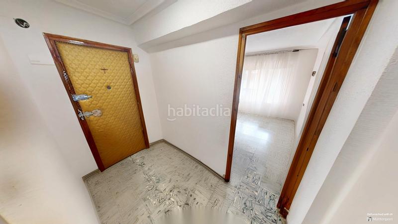 Foto 7c24f68a-9cab-44a4-9e22-f9ced5f1cc0e. Appartement dans Carolinas Altas Alicante