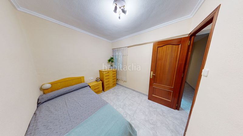 Foto 6914357f-a931-4e47-91d4-4a6c323f41a8. Pis a Carolinas Altas Alicante