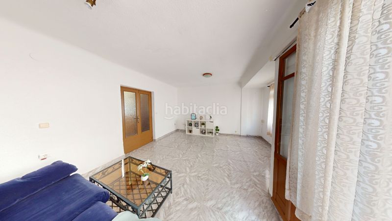 Foto 5d1fee43-d01f-4c07-a4d8-e94b3a573d17. Pis a Carolinas Altas Alicante