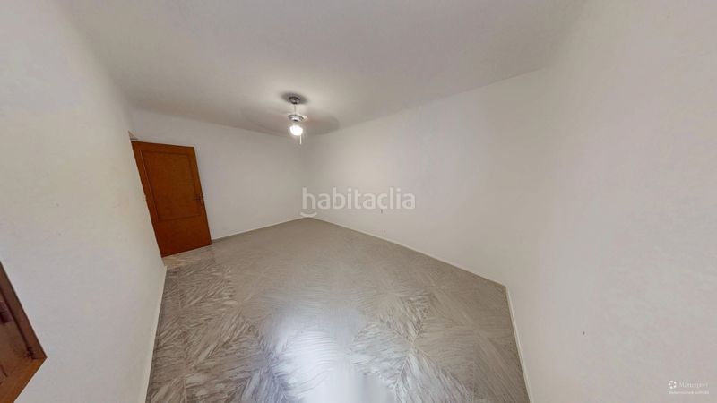Foto f42af259-f3c3-4160-a492-2f88cea3c21a. Pis a Carolinas Altas Alicante