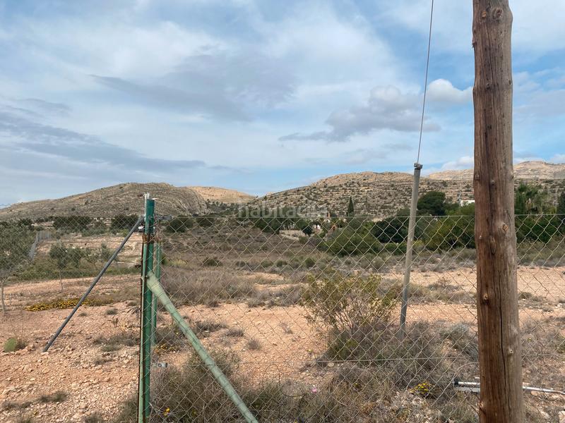 Foto f1b51451-9b9d-4a3f-bec9-00cdbeb88f4c. Terreno residencial en avenida de las islas 7 terreno en avenida las islas en Alicante